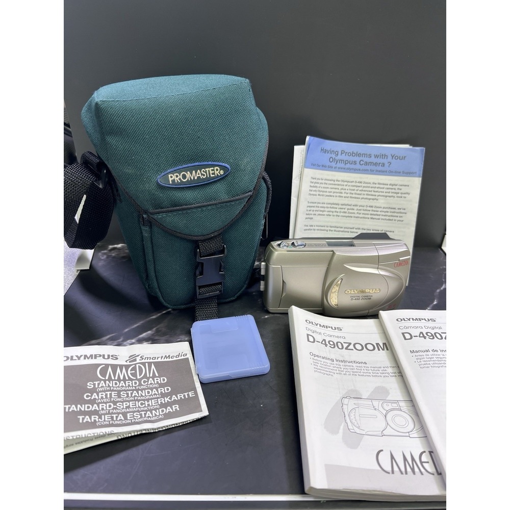Olympus Camedia D-490 Digital Point and Shoot Camera Bundle Parts Only